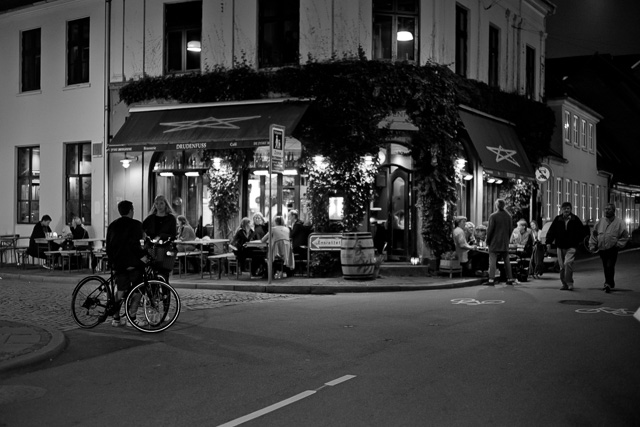 Summer night in Denmark outside Cafe Drudenfuss. Leica M10 with Leica 50mm Summilux-M ASPH f/1.4 Black Chrome. © Thorsten Overgaard.