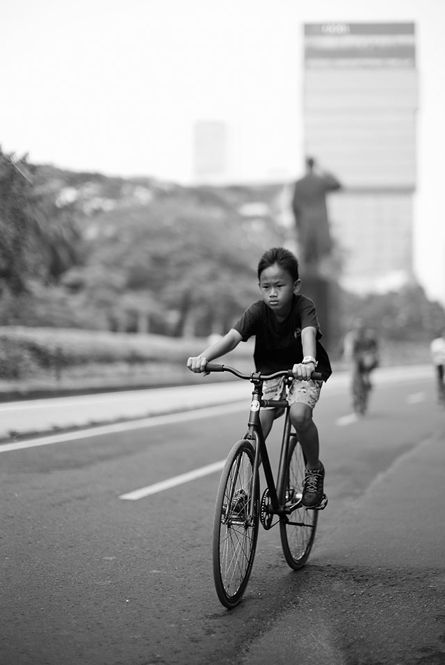 "The Future of Jakarta". Sunday is car-free day on some of the busy mainroads in Jakarta. Leica M 240 with Leica 50mm Noctilux-M ASPH f/0.95. © 2013 Thorsten Overgaard.