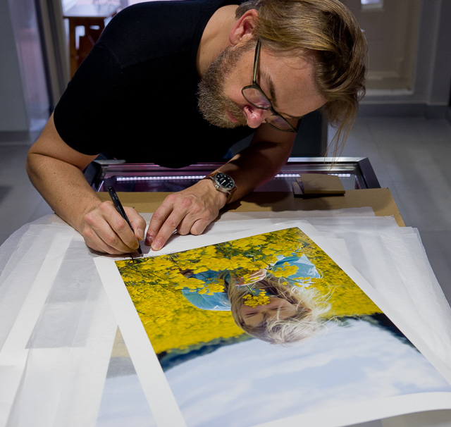 Before we left Singapore I signed the prints that was sold in the "Exhibition Von Overgaard" the Leica Gallery Singapore. Leica SL with Leica 24-90mm Vario-Elmarit-SL ASPH f/2.8-4.0.