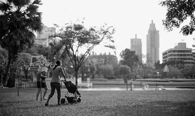 Park in Bangkok. Leica M Monochrom (2012) with Leica 50mm Noctilux-M ASPH f/0.95 (2008). © Thorsten Overgaard.
