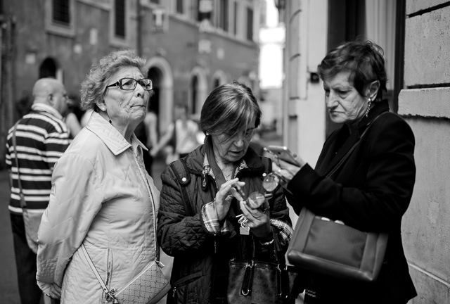 Looking for wifi, Rome, May 2016. Leica M9 with Leica 50mm APO-Summicron-M ASPH f/2.0. © 2016 Thorsten Overgaard.