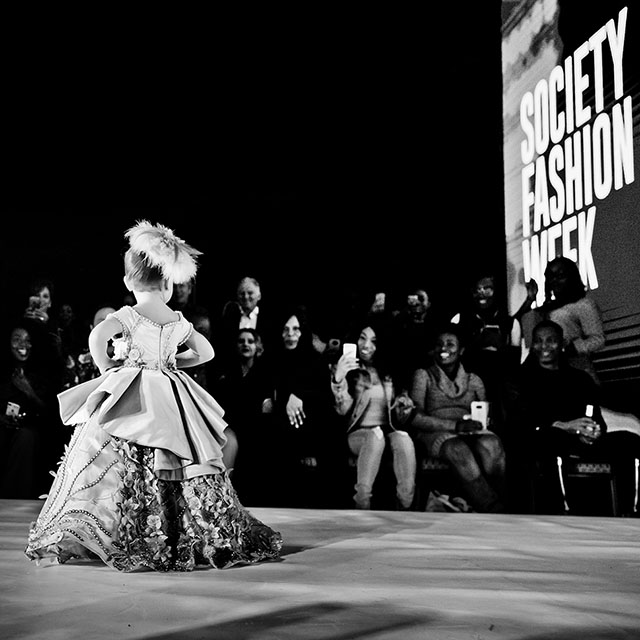 A very young model on the catwalk of the LA FashioN Week 2018. Leica M10 with Leica 28mm Summilux-M ASPH f/1.4 BC. © 2018 Thorsten von Overgaard.
