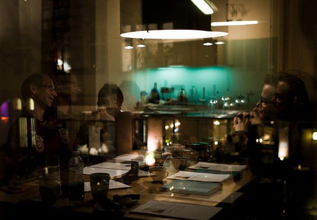 Networking: The Overgaard seminars tend to be new networks as we share the same passion in photography, and the participants usually have quite a lot more in common than just photography. Berlin 2011, photo by Malou Lasquite in the seminar space at Grolmanstraße in Berlin. 