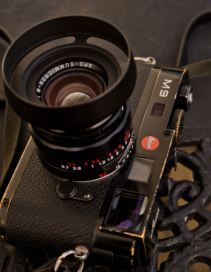 The LHSA-edition of the 50mm APO comes with a clip-on brass lens shade. The E39 fits and has the advantage that it's lighter and has a 46mm filter screw in the front.