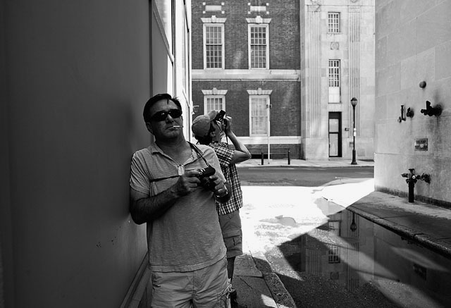 Leica photographers Kurt Bangert and Gonzalo Rodriguez Matos shooting in Philadelphia on the Overgaard Photo Seminar, July 2011. Leica M9 with 21mm Elmarit-M ASPH f/2.8. © Thorsten Overgaard.