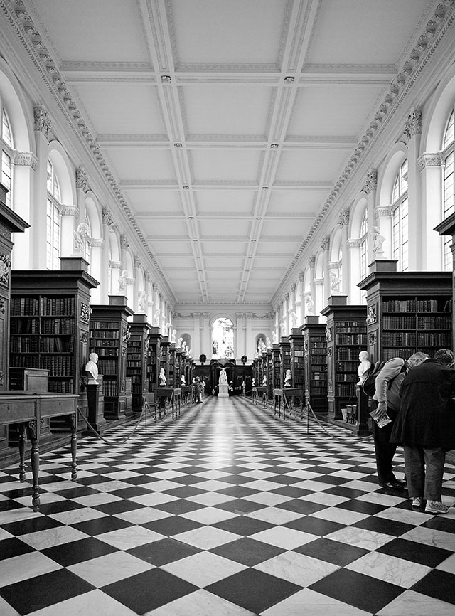 The library at Cambridge University. Leica M Monochrom with Leica 21mm Super-Elmar-M ASPH f/3.4 . © Thorsten Overgaard.