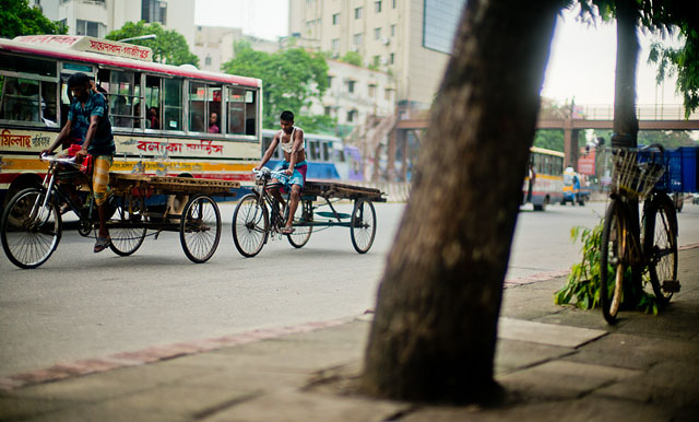 Dhaka, Bangladesh. © 2014 Thorsten Overgaard. Leica M 240 with Leica 50mm Noctilux-M ASPH f/0.95.