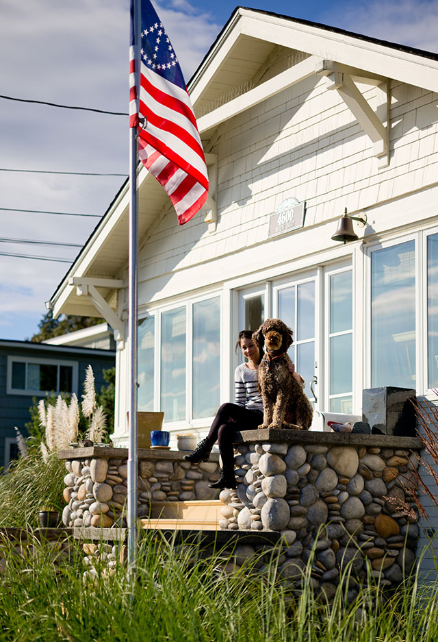 Dog and proud owner, Seattle. © Thorsten Overgaard. 