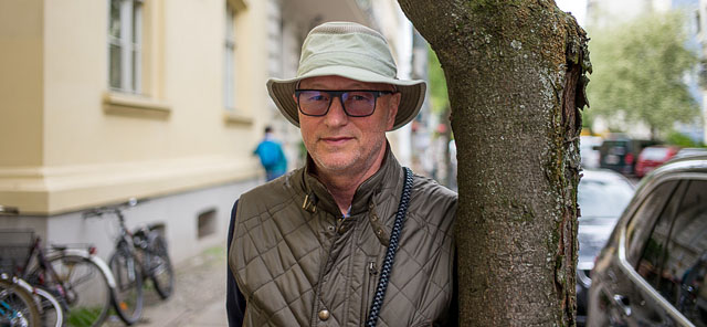 Street portrait. Leica M 240 with Leica 35mm Summicron-M ASPH f/2.0. © 2016 Klaus Krøner.  