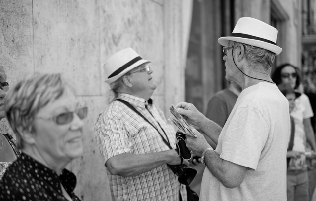 Planning out the day starts with realizing where you are. Leica M 246 with Leica 50mm APO-Summicron-M ASPH f/2.0. © 2016 Thorsten Overgaard.