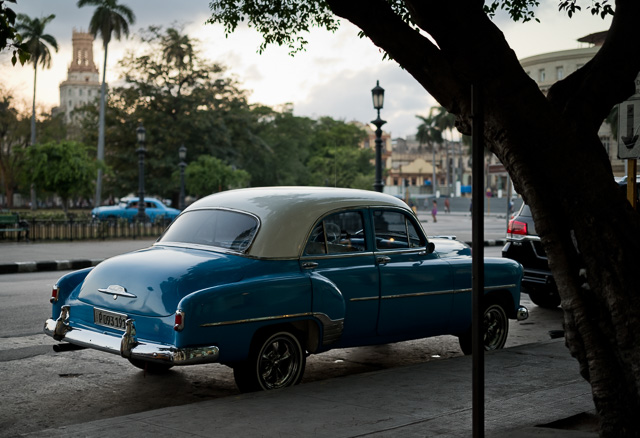 The square in front of Hotel Saratoga in Havana, Cuba. Leica M10 with Leica 50mm APO-Summicron-M ASPH f/2.0. Copyright 2017-2018 Thorsten von Overgaard. 