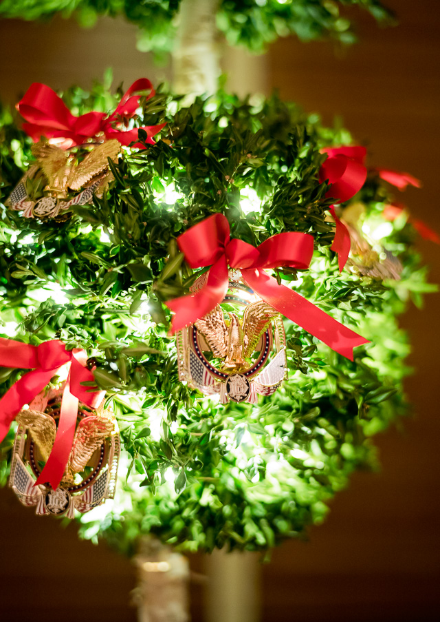 Detail of one of the Christmas decorations in the window of the Vermeil Room. Leica M10 with Leica 50mm Summilux-M ASPH f/1.4 BC. © 2017 Thorsten von Overgaard. 