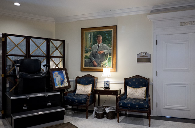 Shoe shining area of the National Republican Club of Capitol Hill. Leica CL with Leica 18mm Elmarit-TL f/2.8. © 2018 Thorsten von Overgaard. 