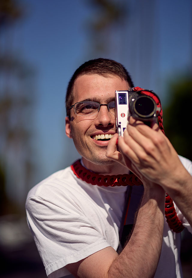 Derek loving the Leica. Leica M10 with Leica 75mm Noctilux-M ASPH f/1.25. © 2018 Thorsten von Overgaard. 