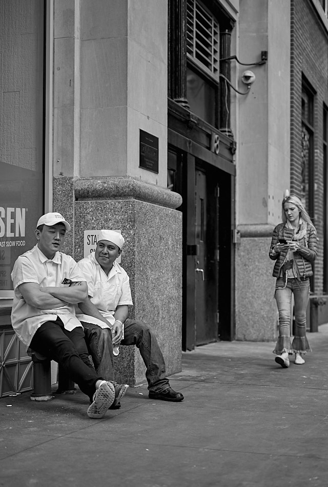 Taking a break in New York. Leica M10-P with Leica 50mm APO-Summicron-M ASPH f/2.0. © 2018 Thorsten Overgaard. 