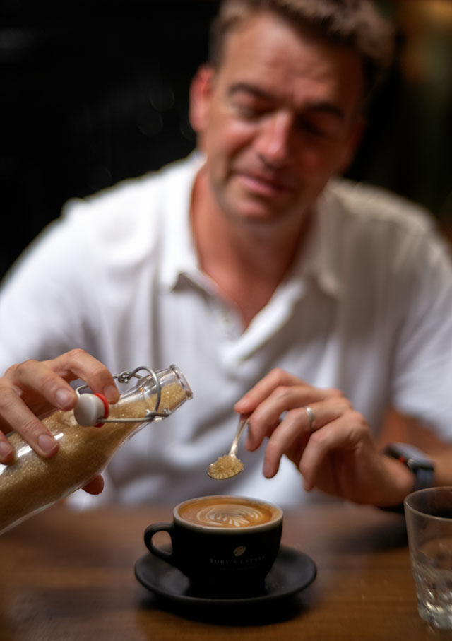 Coffee brak in the Sydney Workshop. Leica M10-P with 7artisans 50mm f/1.1. © Thorsten Overgaard. 