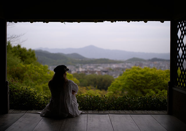 Layla in Kyoto. Leica M11-P with Leica 50mm Summilux-M ASPH f/1.4.