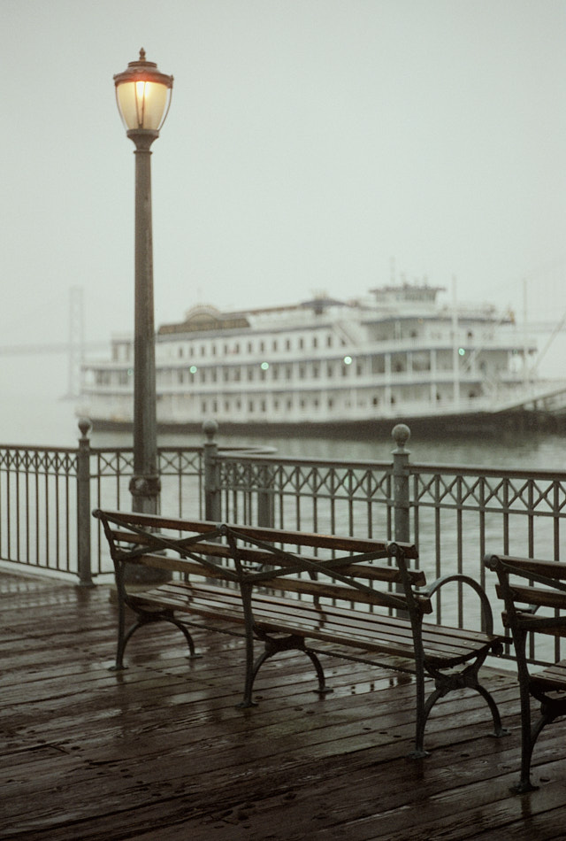 Leica M6 with Leica 75mm Summilux-M f/1.4. Cinestill 400D. © Thorsten Overgaard. 