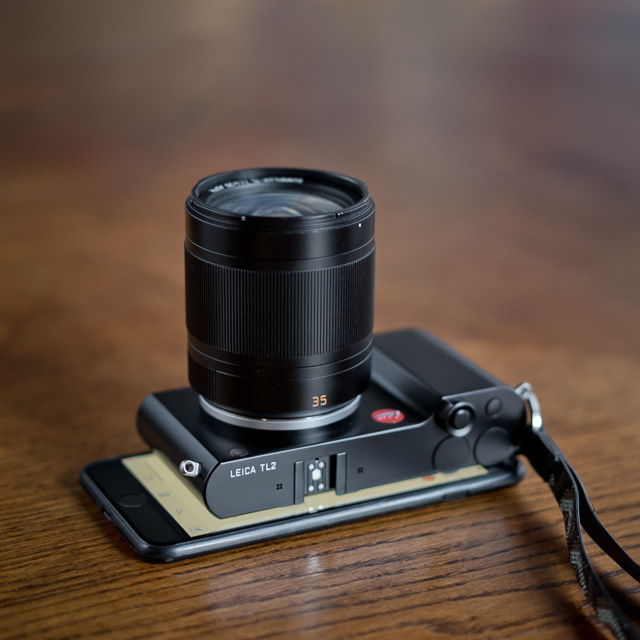 Leica Q Lens Cap E49, Aluminum, Silver - Leica Store Miami