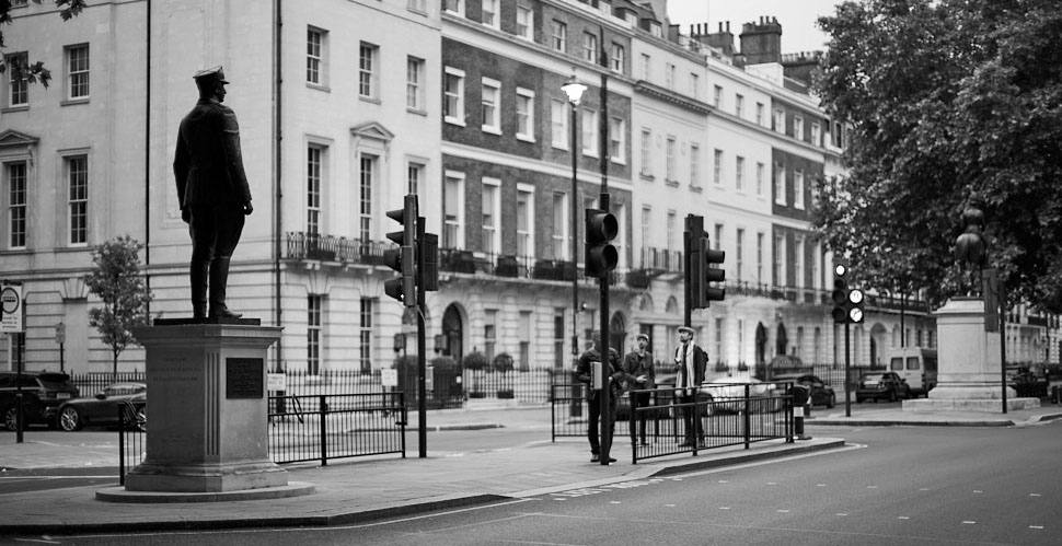 Walk with Me in London, June 2022. Leica M10-R with Leica 50mm Noctilux-M ASPH f/0.95. © Thorsten Overgaard. 