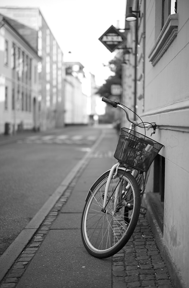 Perfect lines. Leica M10-R with Leica 50mm Summilux-M ASPH f/1.4 BC. © Thorsten Overgaard. 