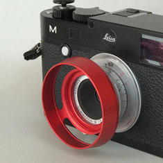 E34 RED ventilated shade on the Leica 28mm Summaron-M f/5.6