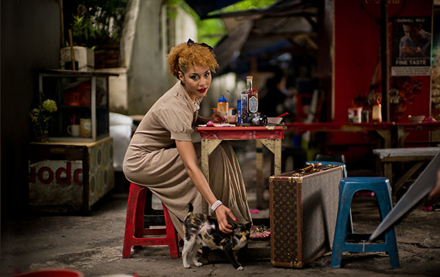 Jakarta, Indonesia. Leica M 240 with Leica 50mm Noctilux-M ASPH f/0.95. © 2013-2016 Thorsten Overgaard.