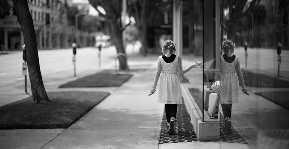 From the archive. My daughter Robin Isabella alone in Los Angeles, dancing and deraming along. © Thorsten Overgaard