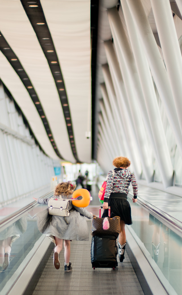 Quick transfer in London Heathrow airport. We were not really in a hurry, we just needed to move them bodies. Leica M Type 240 with Leica 50mm Noctilux-M ASPH f/0.95.