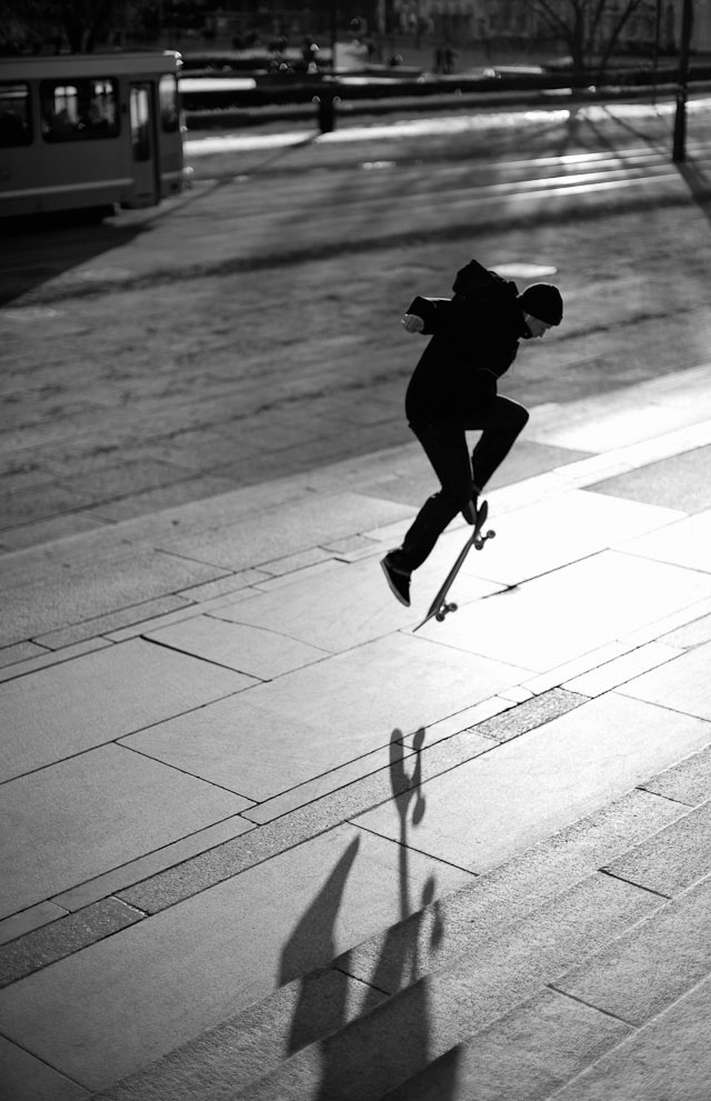 Skating in front of the Oslo City Hall in Norway. Leica M240 with Leica 50mm Noctilux-M ASPH f/0.95. © 2013-2016 Thorsten Overgaard. 