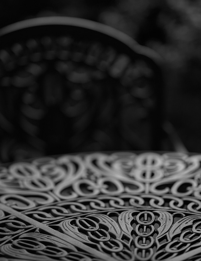 Leica M Monochrom with Leica 90mm Smmilux-M ASPH f/1.5. © Thorsten Overgaard.