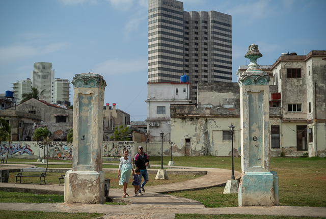 I had a workshop student attend the Havana workshop, and he told me he had spent some time living there twenty years ago. I asked, "How is it now compared to then?" and he answered: "Exactly the same, it just fell more apart." Leica M10-D with Leica 50mm APO-Summicron-M ASPH f/2.0 LHSA. © Thorsten Overgaard.
