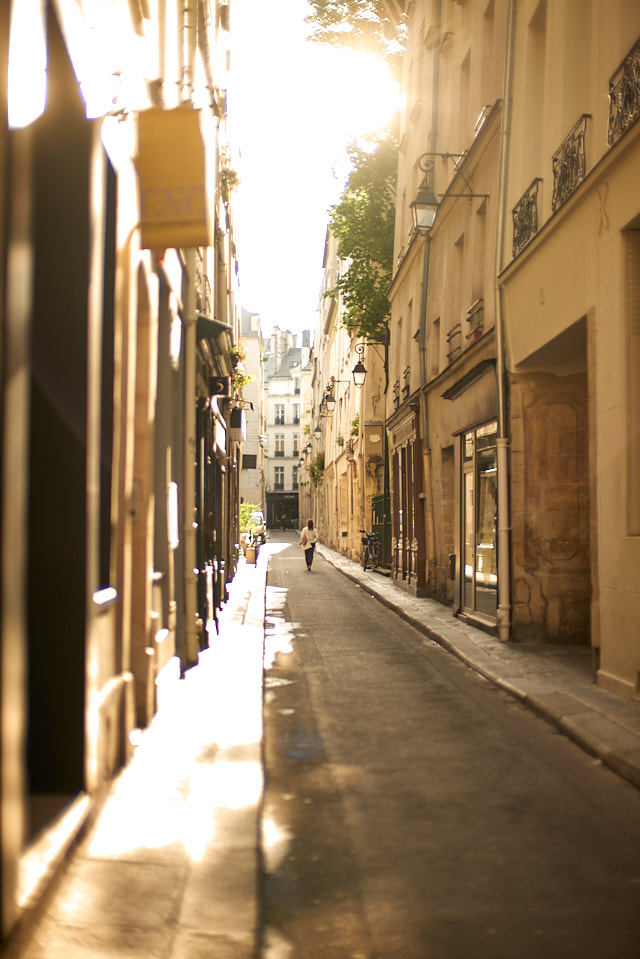 Paris. Leica SL2 with Leica 50mm Noctilux-M ASPH f/0.95. 