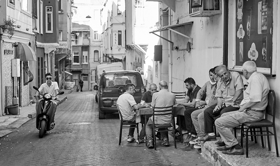 Istanbul. Leica SL2 with Leica 35mm Summilux-L f/1.4. © Thorsten Overgaard.