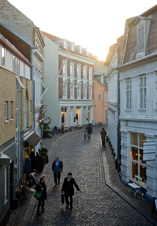 Leica SL with Leica 50mm Summarit f/2.4. © Thorsten Overgaard.