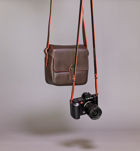 145cm Magnum strap on the Leica SL, and The Von Mini SL camera bag in Brown. 