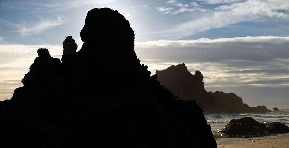 Pfeiffer Beach by Highway 1 in California. © Thorsten Overgaard. 