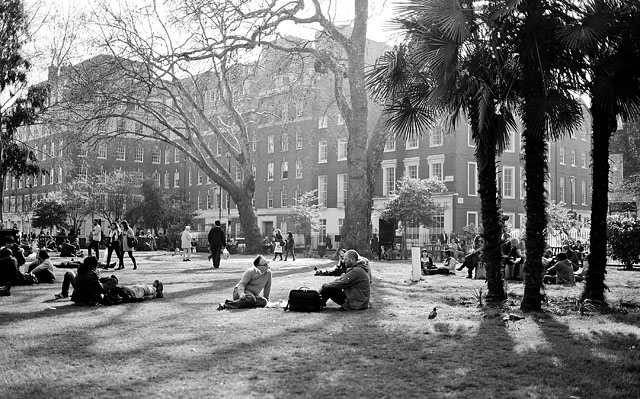 Soho Quare Park in London. Leica M9 with Leica 35mm Summilux-M ASPH f/1.4.© Thorsten Overgaard. 