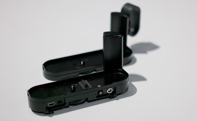 The two types of handgrip for the Leica M