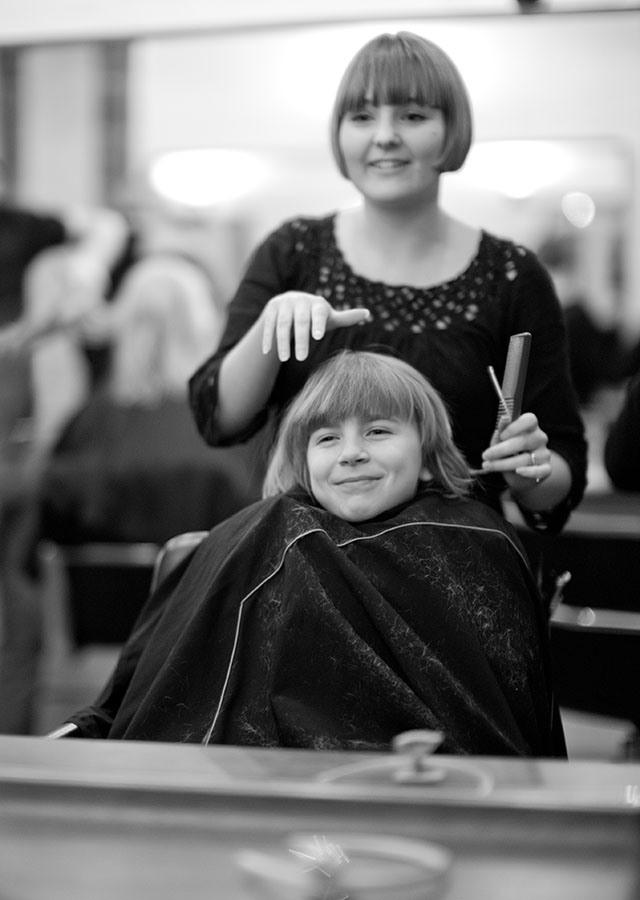 My youngest daughter Robin Isabella at the hairdresser. Leica M9 with Leica 50mm Noctilux-M ASPH f/0.95. Thorsten Overgaard. 