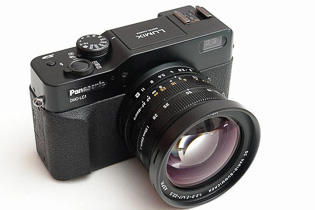 Panasonic DMC-LC1 (2004)
The sister-camera to Leica Digilux 2 that Panasonic made. In short, Leica Camera AG designed the camera and it's specifications, and Panasonic got to do their version of it as well. Many of the spare parts, filters, batteries, chargers, etc that the Panasonic version uses, can also be used for the Leica Digilux 2 (which is relevant as spare parts gets harder and harder to find).