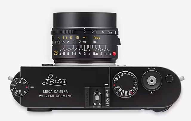 Leica M11-P in black with the new 28mm Summicron-M ASPH f/2.0 Near Focus lens. 