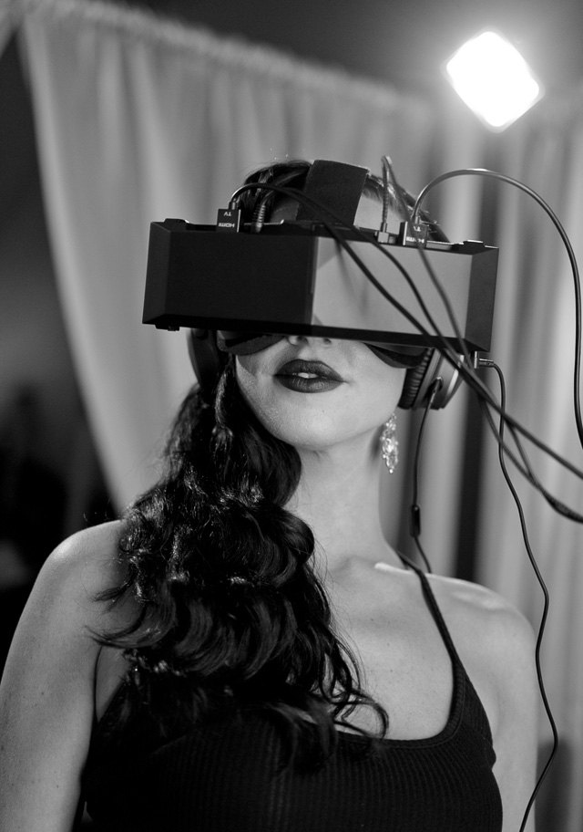 Virtual reality party in Cannes, May 2016. Leica M9 with Leica 50mm APO-Summicron-M ASPH f/2.0. © 2016 Thorsten Overgaard.