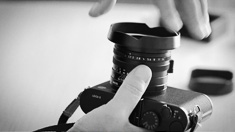 Lens shade, lens design of the Leica Q2