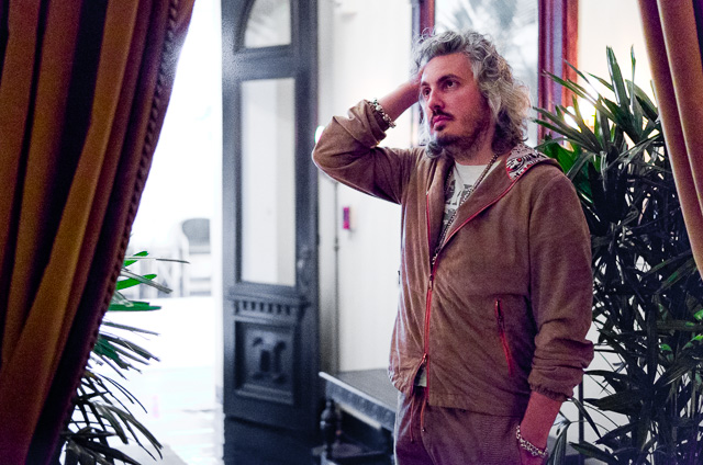 Designer Matteo Perin at Chateau Marmont Hotel in West Hollywood with 3200 ISO. Leica TL2 with Leica 35mm Summilux-TL ASPH f/1.4. © 2017 Thorsten Overgaard.