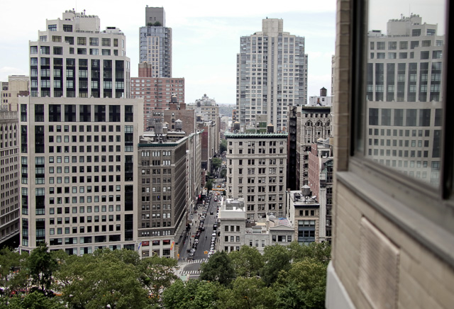 A view over Madison Square Park in New York. Leica TL2 with Leica 35mm Summilux-TL ASPH f/1.4. © 2017 Thorsten Overgaard.