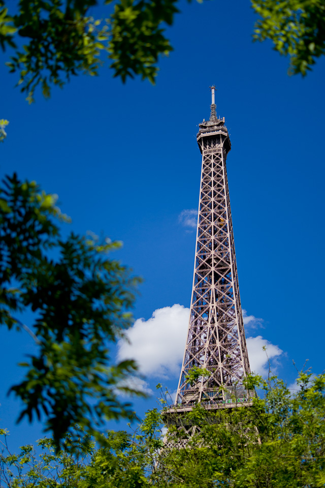 The Eiffel Tower in Paris. Leica TL2 with Leica 35mm Summilux-TL ASPH f/1.4. © 2017 Thorsten Overgaard.