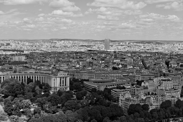 Paris. Leica TL2 with Leica 35mm Summilux-TL ASPH f/1.4. © 2017 Thorsten Overgaard.