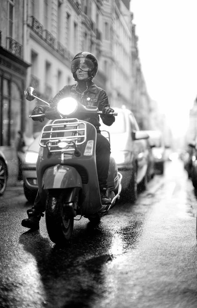Paris in the rain, April, 2013. Leica M 240 with Leica 50mm Noctilux-M ASPH f/0.95. © 2013-2017 Thorsten Overgaard.