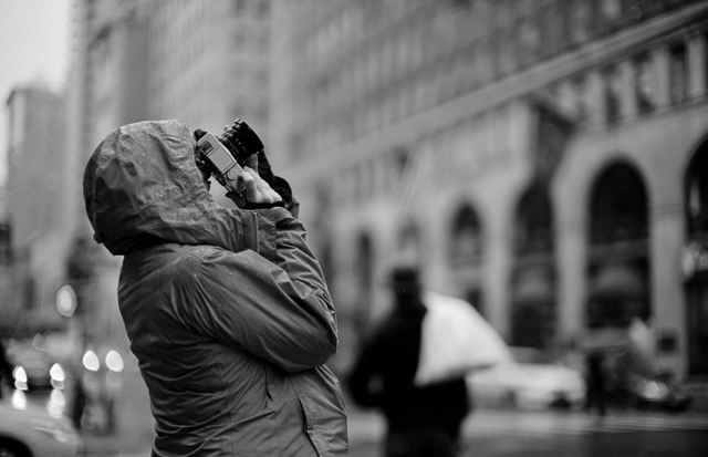 The Leica Digilux 2 in action in the rain. We might not have felt lucky during the seven hours we walked in pouring rain, but it's refreshing to think back on. Leica M10 with Leica 50mm Noctilux-M ASPH f/0.95. © 2017 Thorsten Overgaard. 